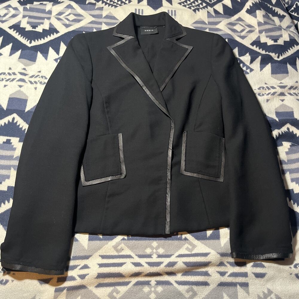 AKRIS Punto Classic Black Wool blend Pocket Tailored Blazer Jacket 8